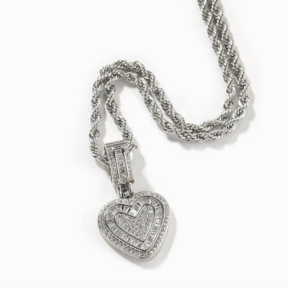 Hip Hop Heart Necklace for Women and Men, Cubic Diamond Heart Pendant Necklace for Men, Birthday Gifts for Women Love Design Exquisite